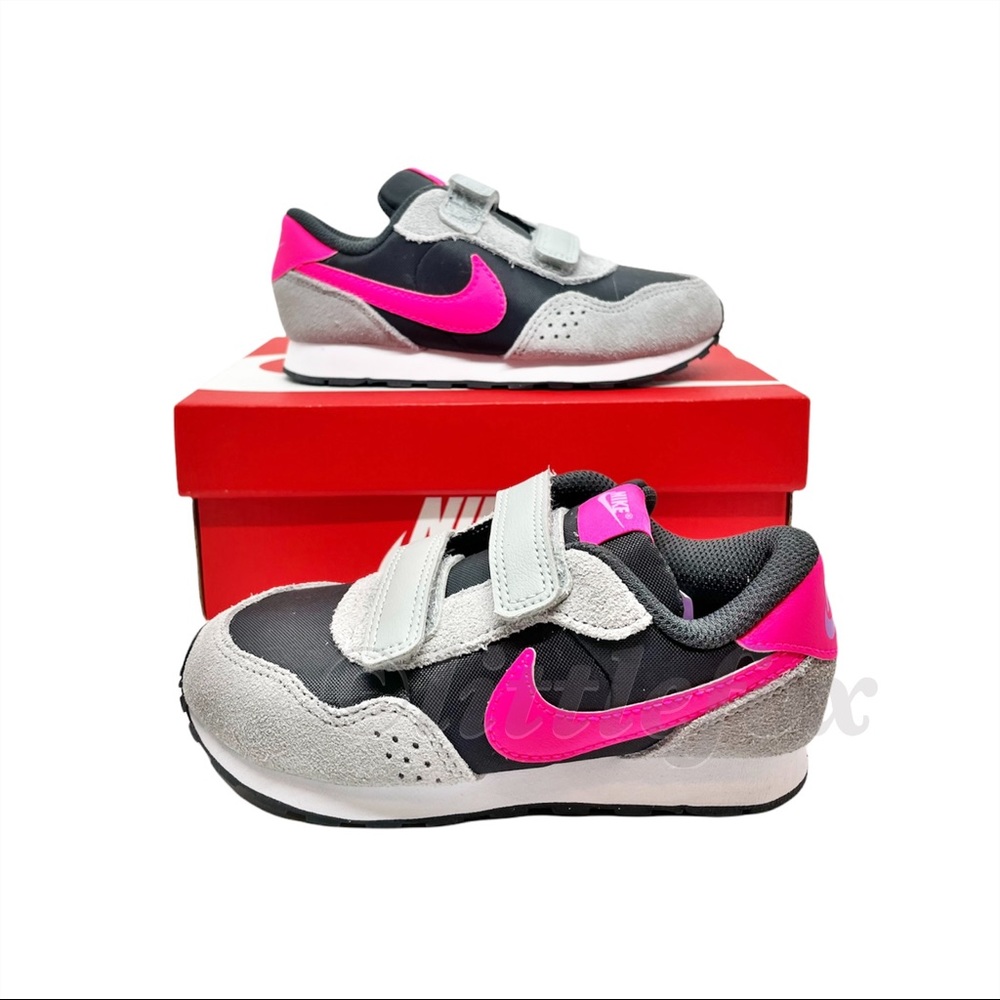 NEW! NIKE 10C